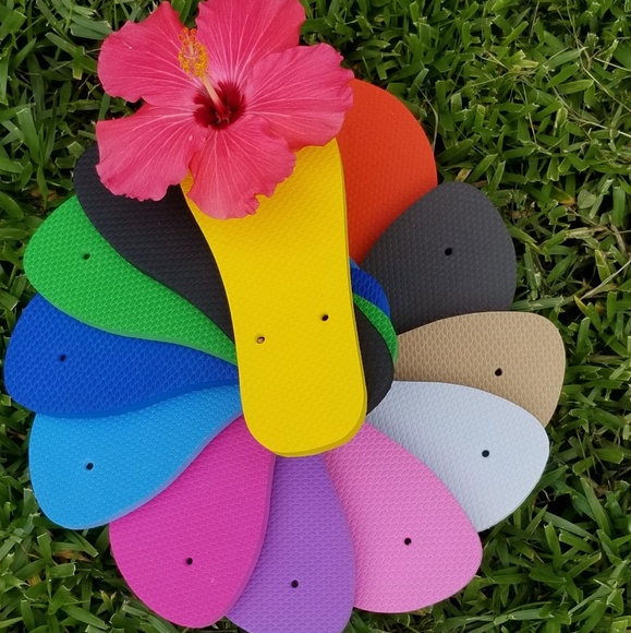 Turquoise rhinestones Flip Flops - Picture 4 of 4